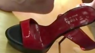 bottle,heels,shoejob