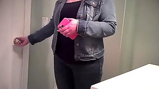 bottle,toilet