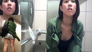 bottle,toilet