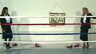 bottle,wrestling