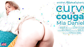 masturbation,mature,milf,toys