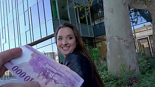 bottle,flashing,hungarian